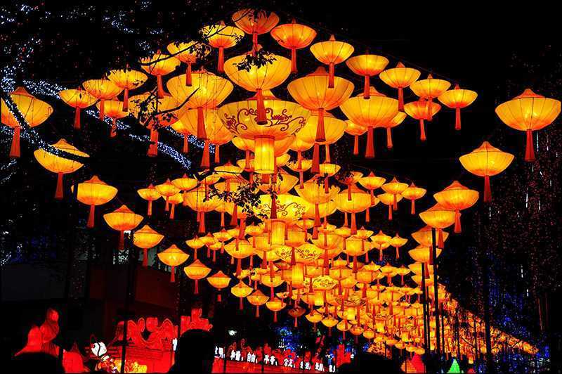 星火彩灯带你了解彩灯的由来